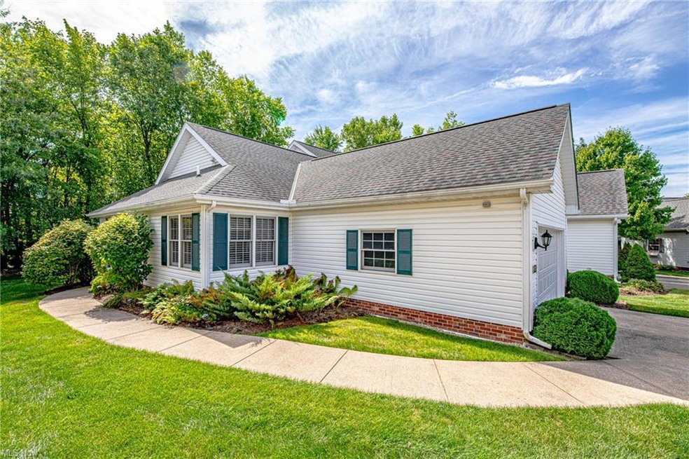 Welcome to 1775 Tanhollow Trail, MacIntosh Farms, 