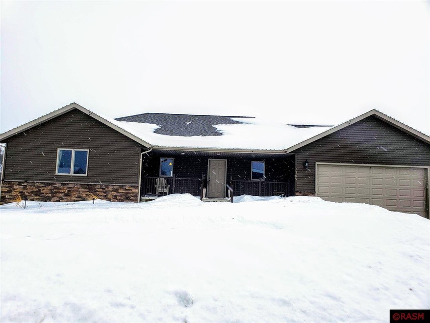 1505 1505 Airport Rd, New Ulm, MN 56073 - photo 1