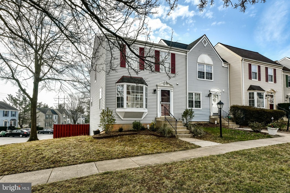 13801 Fount Beattie Ct, Centreville, VA 20121 - photo 1