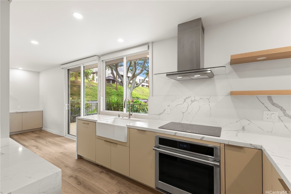 348 Kaelepulu Dr unit 608, Kailua, HI 96734 - photo 1