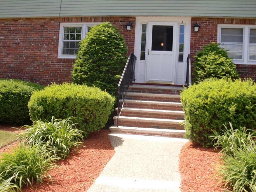 3 Zabriskie Dr unit D, Newburyport, MA 01950 - photo 1
