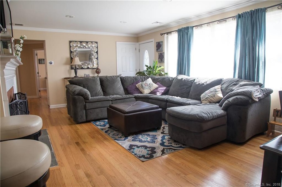 38 Valley View Rd, Trumbull, CT 06611 - photo 1