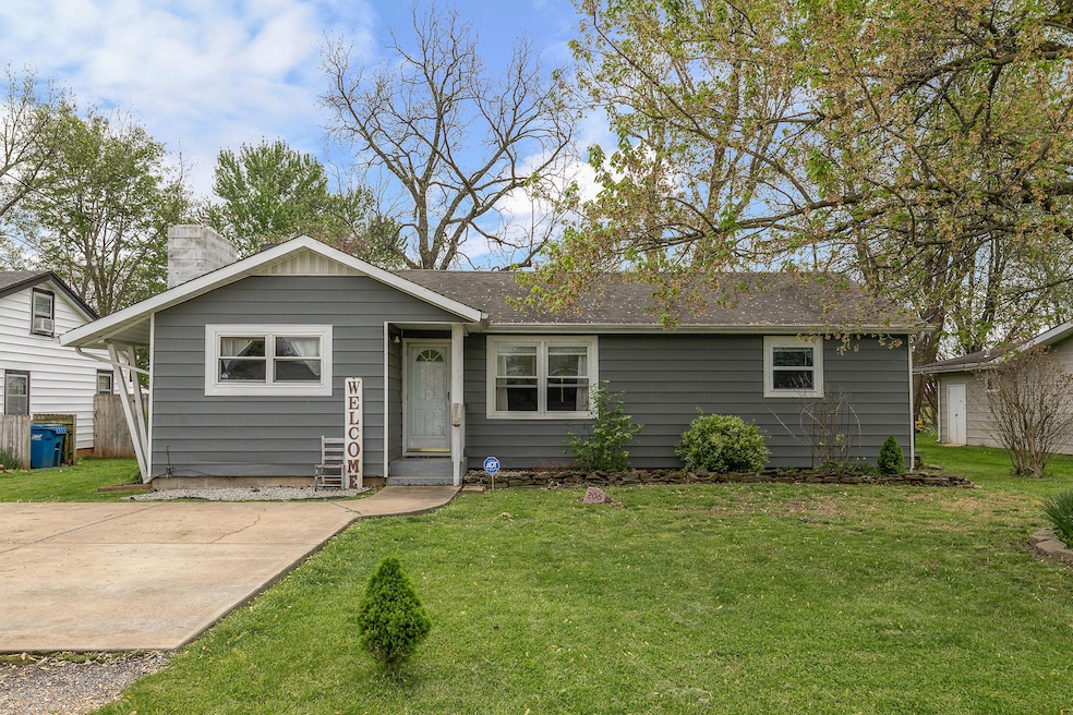 206 State St, Nixa, MO 65714 - photo 1