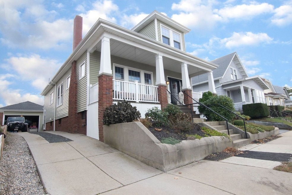 564 Allen St, New Bedford, MA 02740 - photo 1