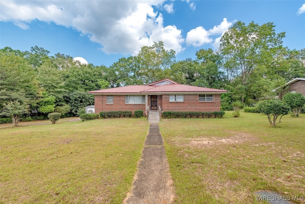 1118 Dellwood Ave, Dothan, AL 36303 - photo 1