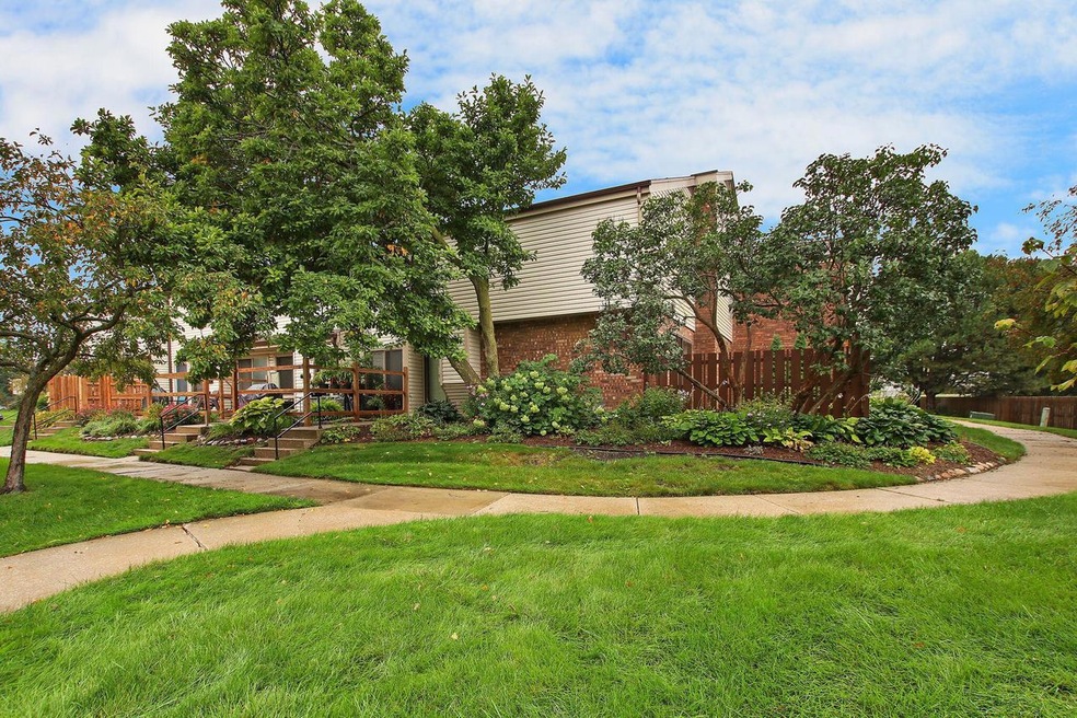 2-web-or-mls-K- 1426 29th Ct, Building 2