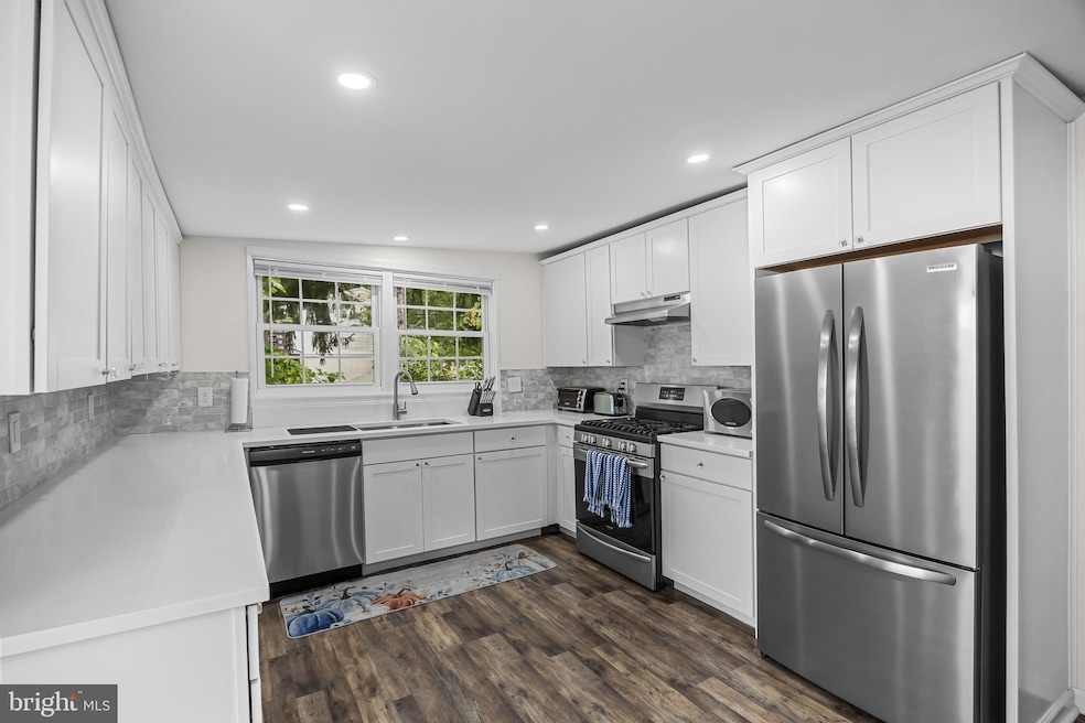 For Sale $292,500 • Co-Listing Agent