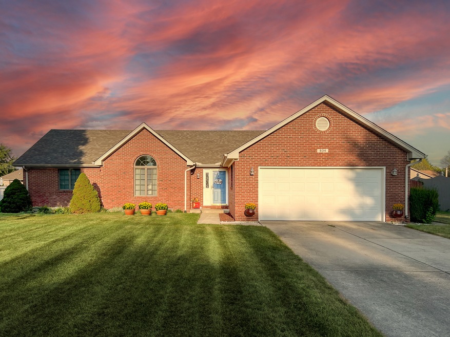 834 Deerfield Rd, Anderson, IN 46012 - photo 1