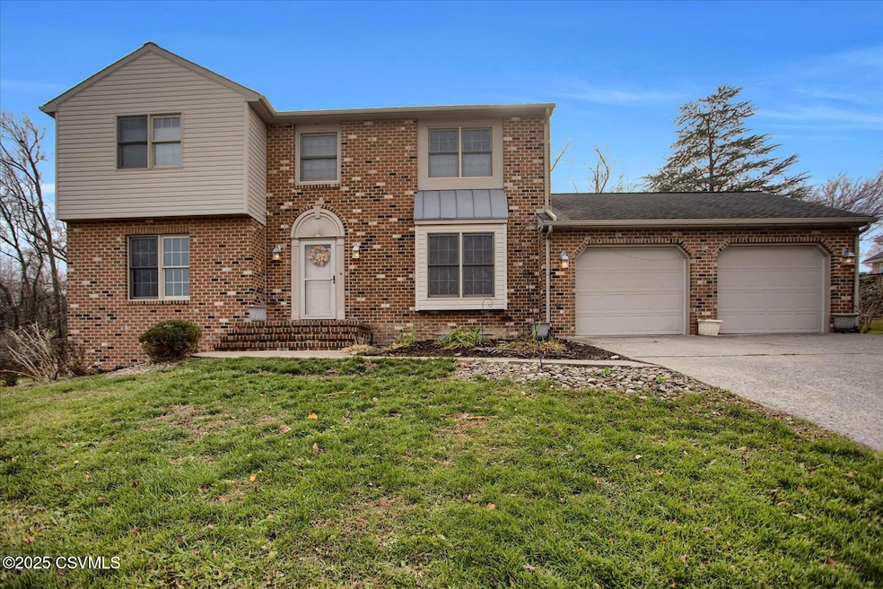 676 Villa Vista Ave, Lewisburg, PA 17837 - photo 1