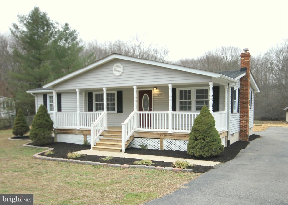 10910 Deerfield Dr, Fredericksburg, VA 22407 - photo 1