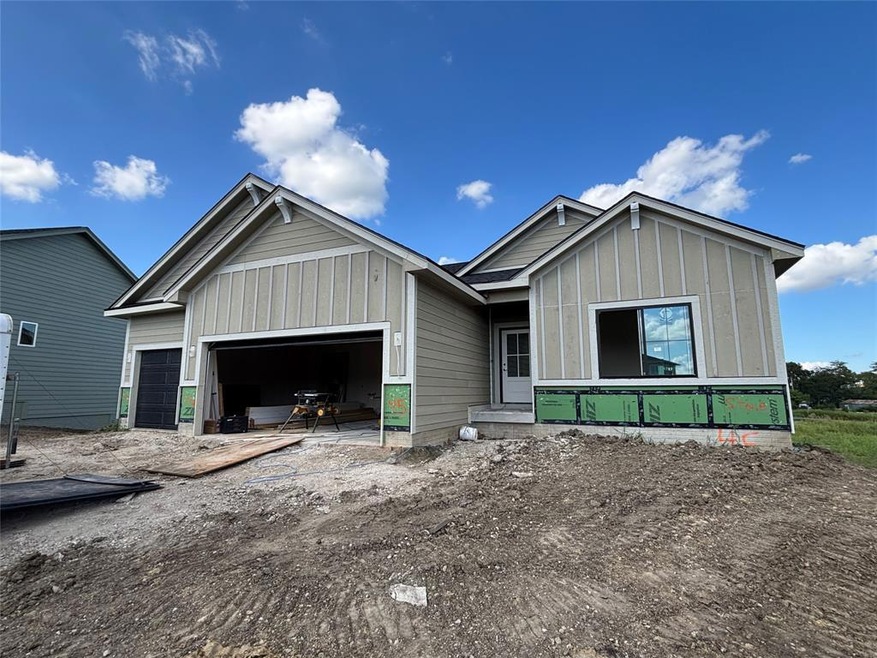 Sold $583,885 • Co-Listing Agent