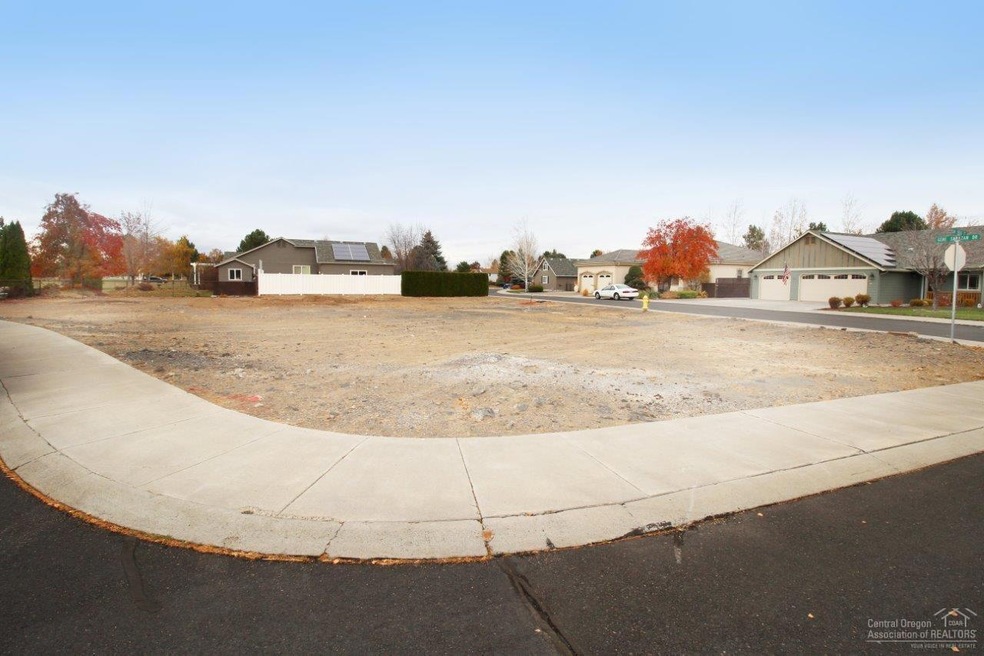 unlisted-address, Redmond, OR 97756 - photo 1