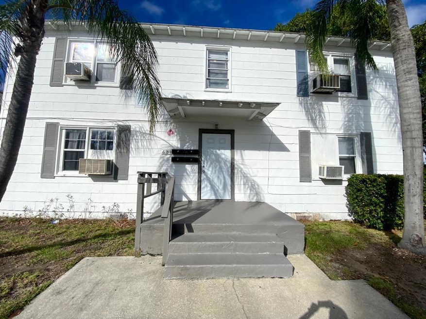 601 33rd St unit 3, West Palm Beach, FL 33407 - photo 1
