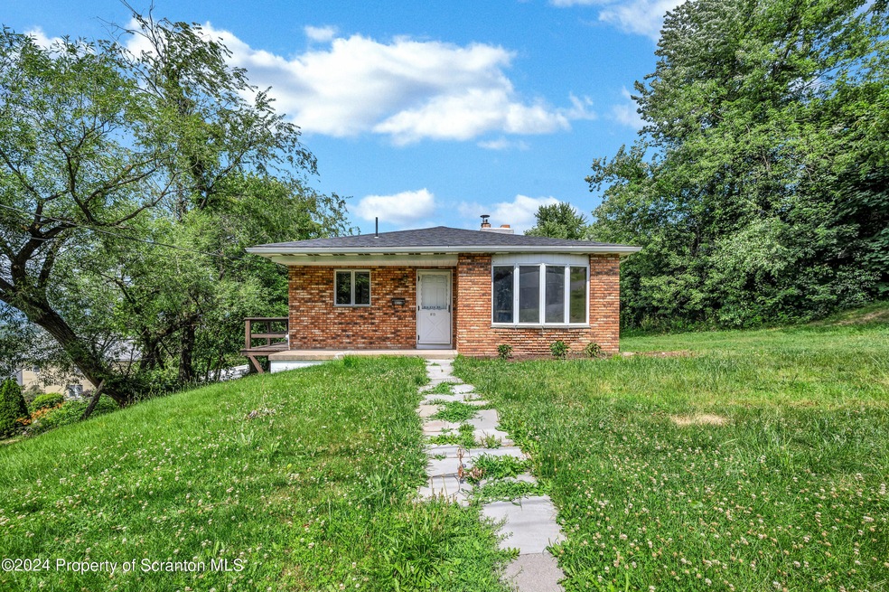 815 Fig St, Scranton, PA 18505 - photo 1