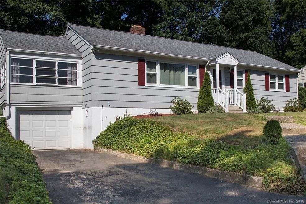 Remodeled in 2012. Move in ready. Great trumbull l