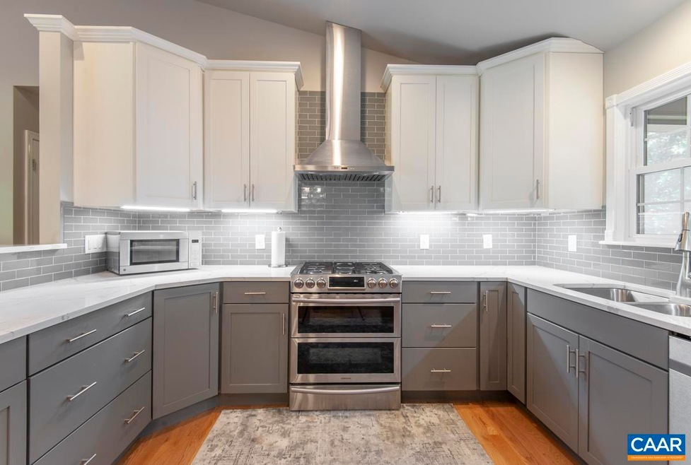 3309 Martin Kings Rd, Charlottesville, VA 22902 - photo 1