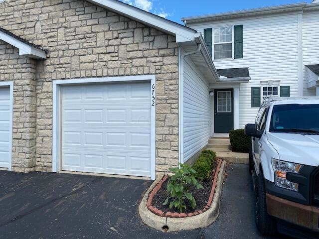 6752 Lagrange Dr unit 58B, Canal Winchester, OH 43110 - photo 1