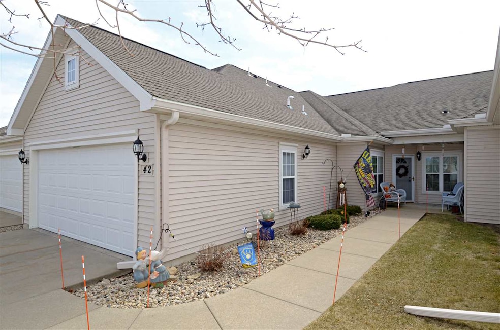 42 Northlight Way, Fitchburg, WI 53711 - photo 1