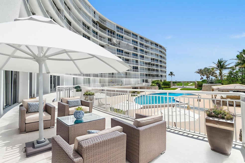 For Sale $1,150,000 • Co-Listing Agent