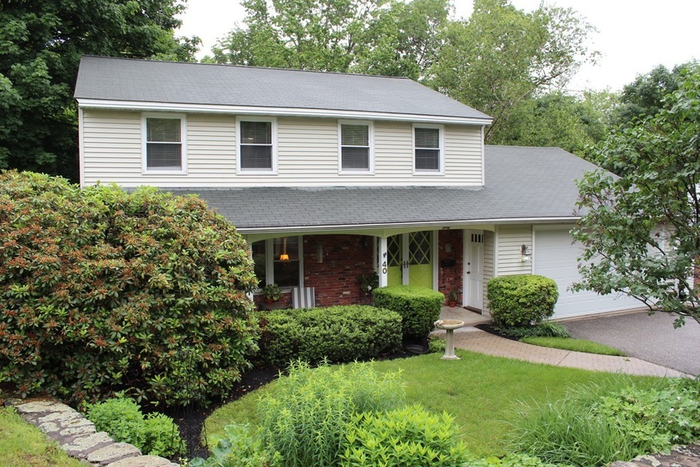 40 Chevy Chase Rd, Worcester, MA 01606 - photo 1