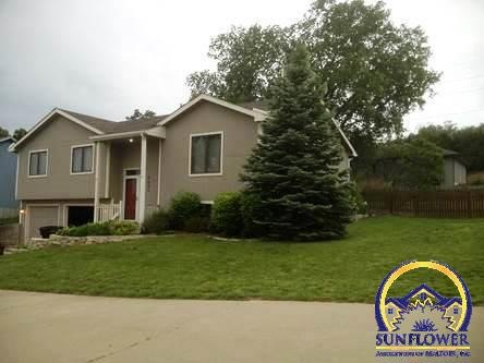 3631 SW Skyview Dr, Topeka, KS 66614 - photo 1