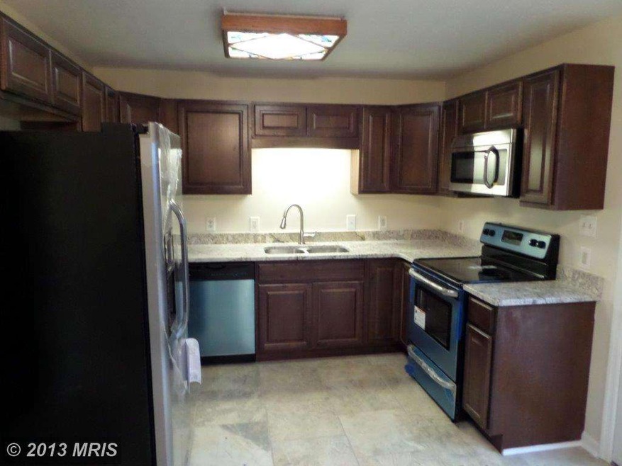 111 Locust Tree Ln, Front Royal, VA 22630 - photo 1