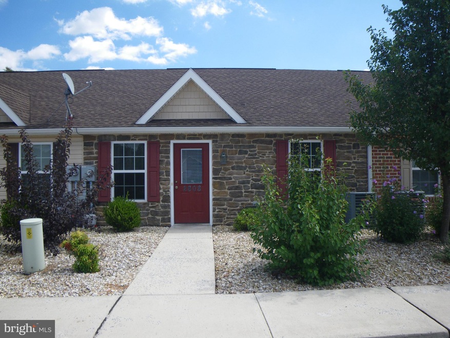 2808 Roosevelt Dr, Chambersburg, PA 17201 - photo 1