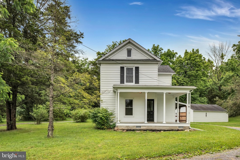 68 Rose Hill Ln, Toms Brook, VA 22660 - photo 1