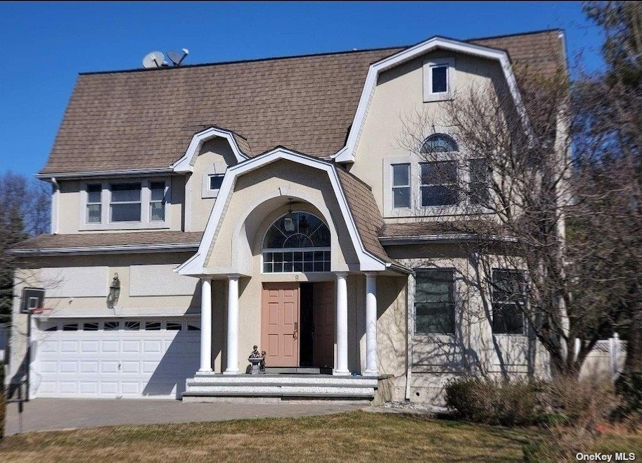 9 Laurel Ln, Old Westbury, NY 11568 - photo 1