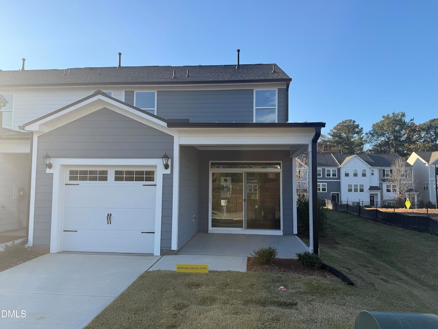 528 Traditions Grande Blvd unit 11, Wake Forest, NC 27587 - photo 1