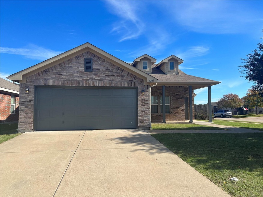 4201 Agate Dr, Granbury, TX 76049 - photo 1