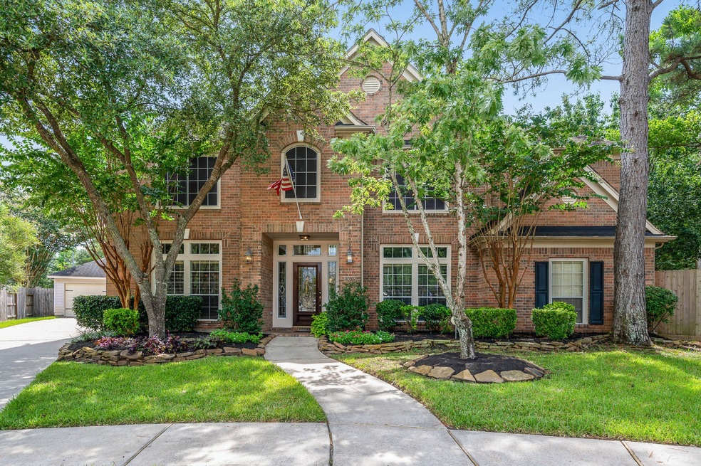 Fabulous traditional style 2-story home nestled on a quiet cul-de-sac in the heart of Coles Crossing!