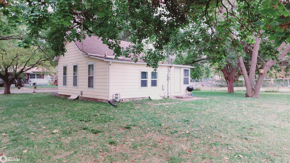 600 E Nuckols St, Red Oak, IA 51566 - photo 1
