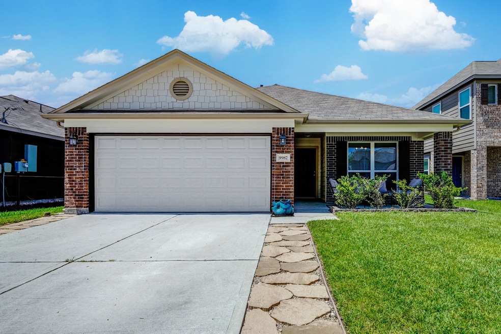 9987 Chimney Swift Ln, Conroe, TX 77385 - photo 1