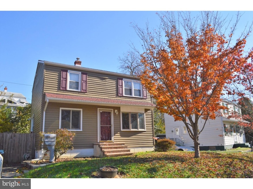 301 W Chelton Rd, Brookhaven, PA 19015 - photo 1