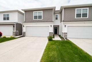 5502 144th St, Urbandale, IA 50323 - photo 1