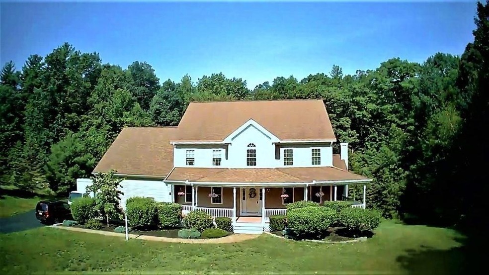 19 Kristen Ln, Dunstable, MA 01827 - photo 1