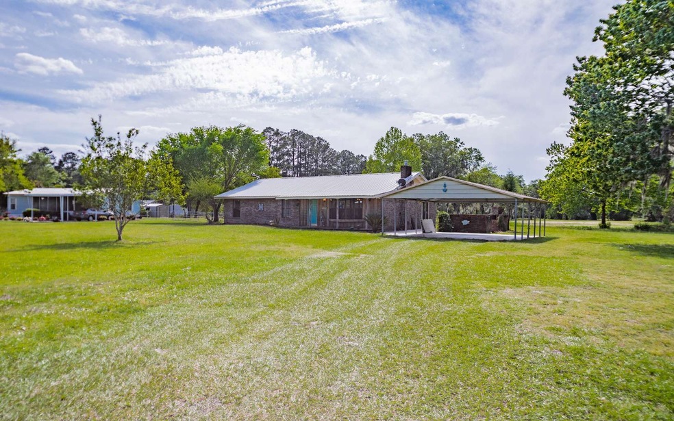 142 NW Samme Ct, Lake City, FL 32055 - photo 1