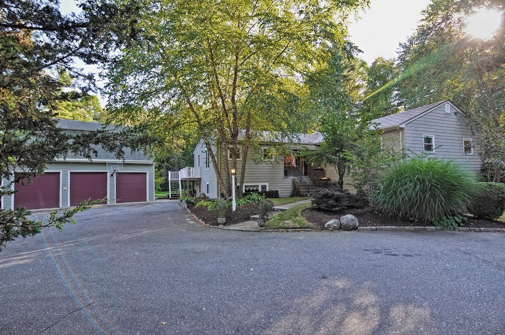 47 Causeway St, Millis, MA 02054 - photo 1