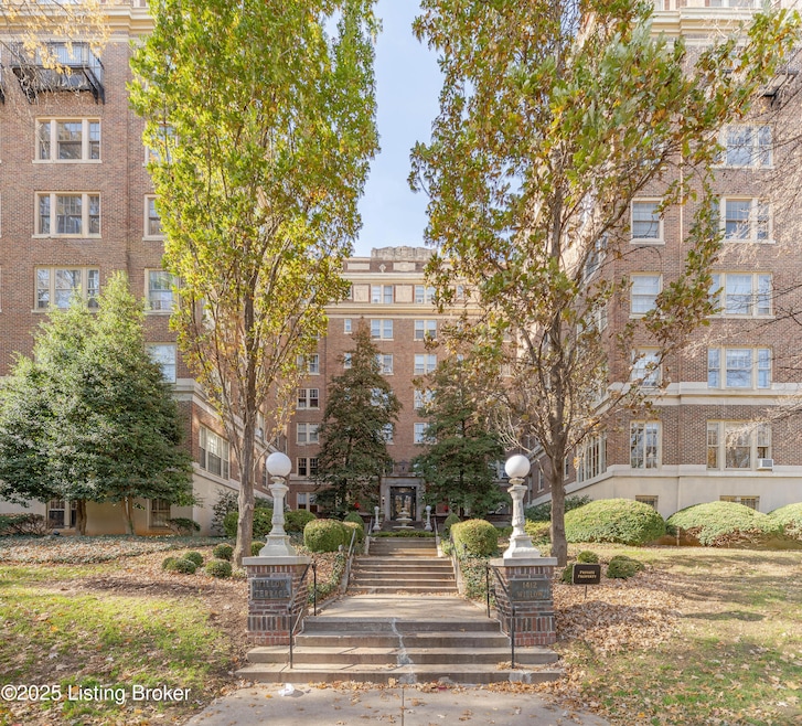 Dartmouth - Willow Terrace Condo unit 59, Louisville, KY 40204 - photo 1