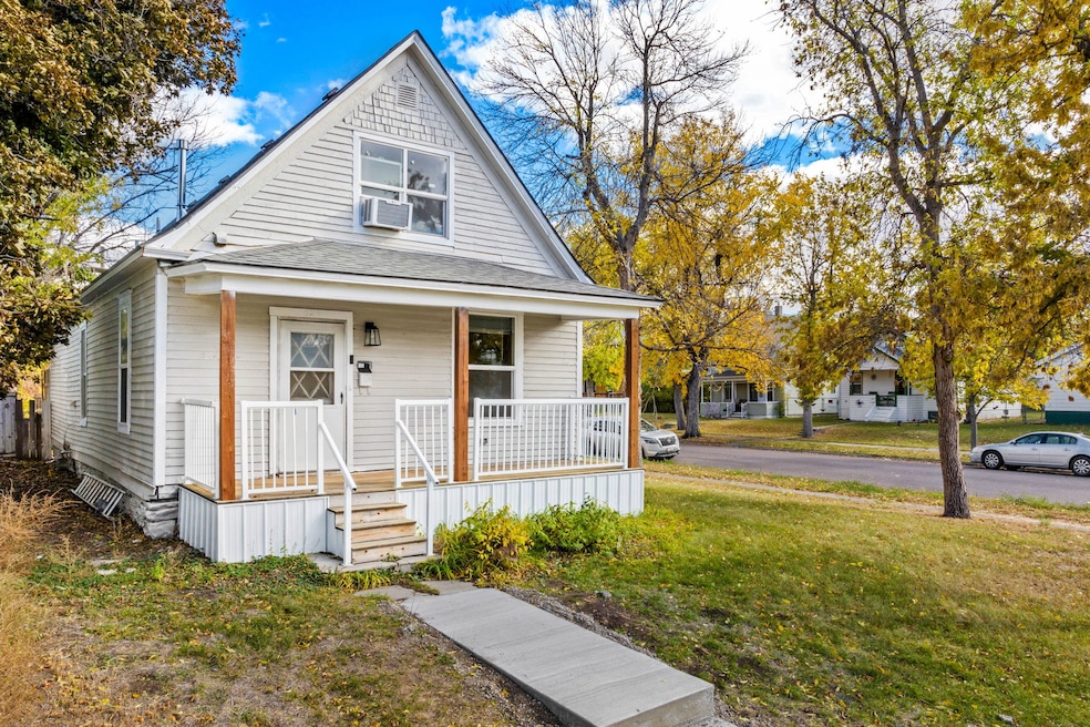 321 7th St S, Great Falls, MT 59405 - photo 1