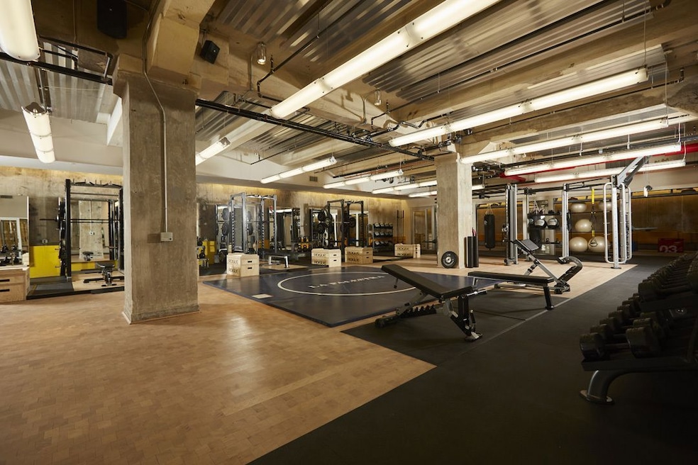 70 Pine St unit 2406, New York, NY 10005 - photo 1