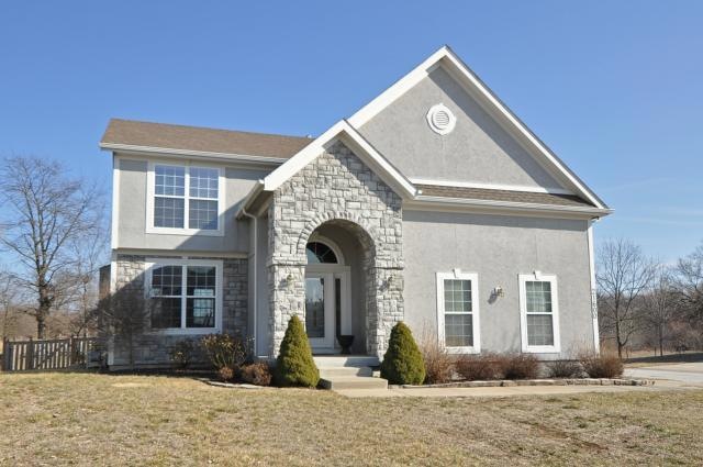 21600 W 61st St, Shawnee, KS 66218 - photo 1