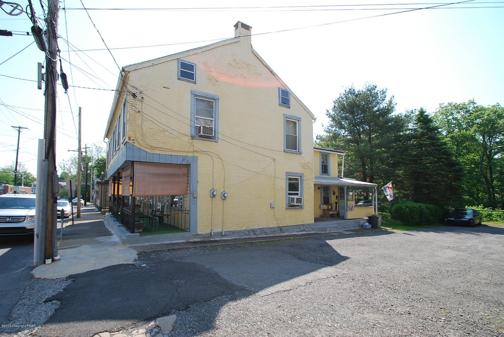 607 Ann St, Stroudsburg, PA 18360 - photo 1