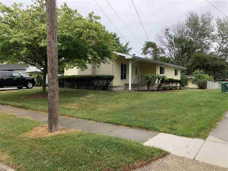 WELCOME HOME!!!   Great home ready to move into.. 