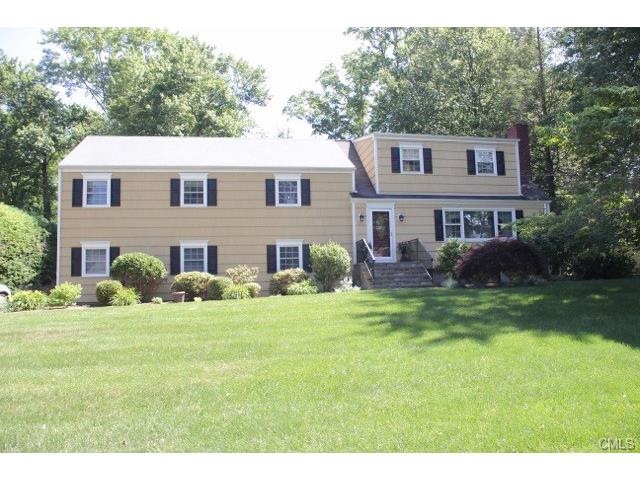 79 Club Rd, Stamford, CT 06905 - photo 1