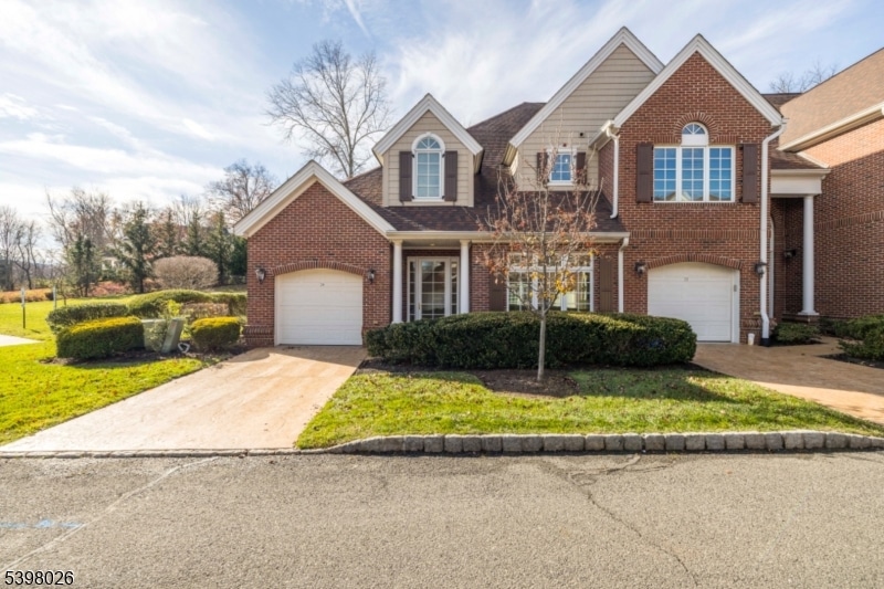 34 Schmidt Cir, Watchung, NJ 07069 - photo 1