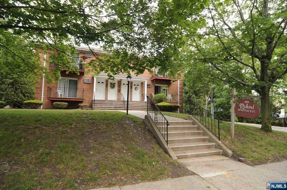 110 Midland Ave unit 4B, Midland Park, NJ 07432 - photo 1