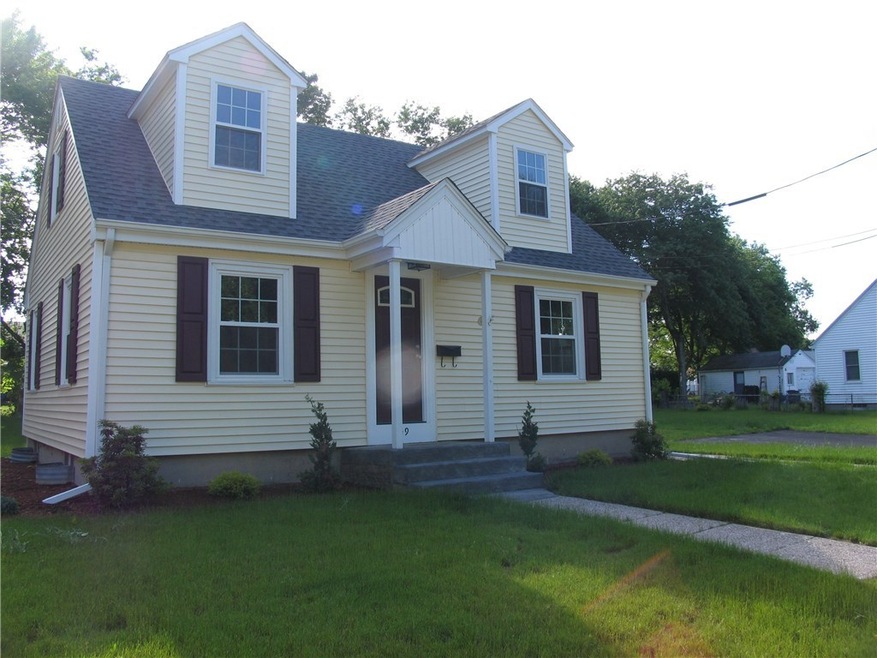 249 Morris St, Cumberland, RI 02864 - photo 1