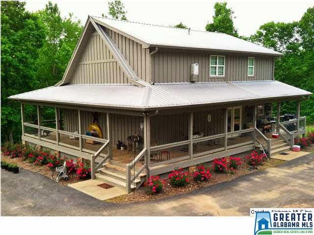 Back view of lodge